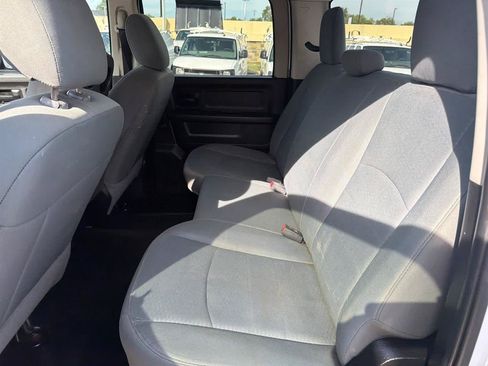 Used 2016 RAM 2500 Tradesman w/ Chrome Appearance Group AWD/4WD image 13