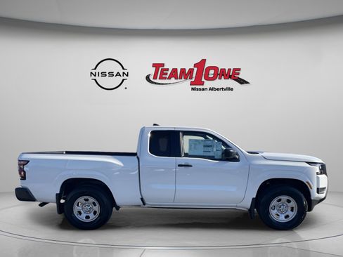 New 2026 Nissan Frontier S image 6