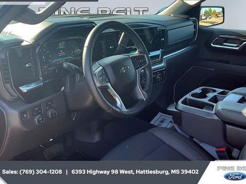 Used 2024 Chevrolet Silverado 1500 RST image 12