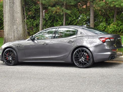 Used 2022 Maserati Ghibli Modena Q4 AWD/4WD image 6