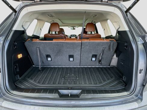 Used 2022 Subaru Ascent Touring AWD/4WD image 19