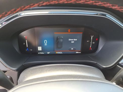 Used 2025 Ford Escape ST-Line w/ Equipment Group 301A FWD image 13