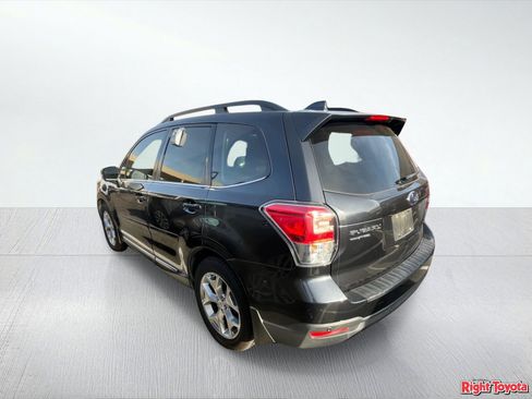 Used 2018 Subaru Forester 2.5i Touring AWD/4WD image 3