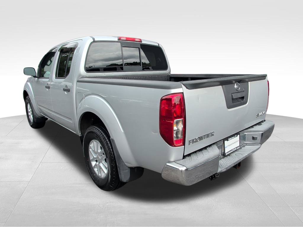Used 2014 Nissan Frontier SV AWD/4WD image 3