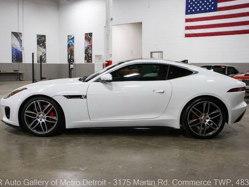 Used 2018 Jaguar F-TYPE R-Dynamic AWD/4WD image 3