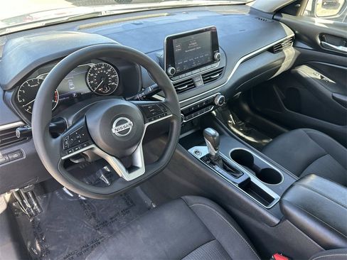 Certified 2022 Nissan Altima 2.5 SV image 29