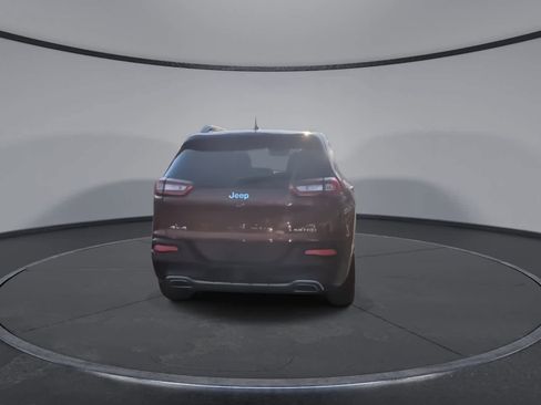 Used 2016 Jeep Cherokee Limited image 7