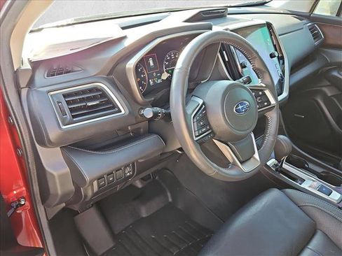Used 2024 Subaru Ascent Touring image 9