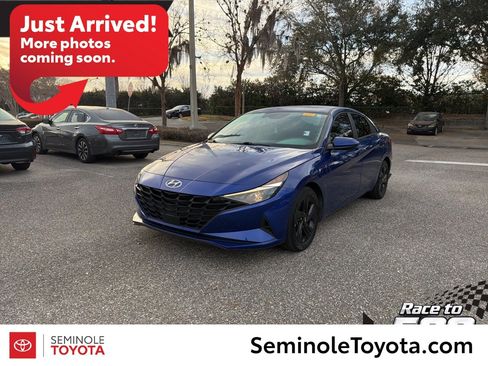 Used 2021 Hyundai Elantra SEL w/ Convenience Package image 1