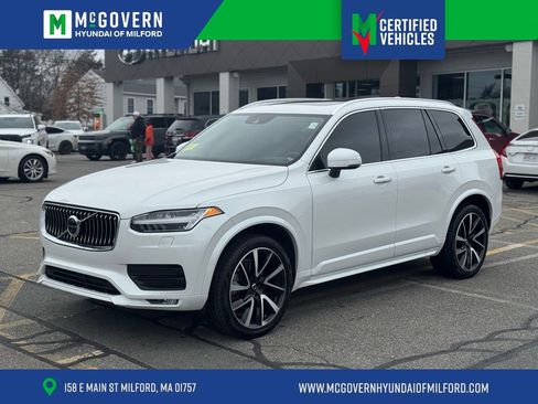 Used 2022 Volvo XC90 T6 Momentum w/ Advanced Package image 1