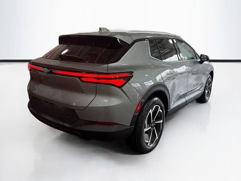 New 2026 Chevrolet Equinox EV LT image 6