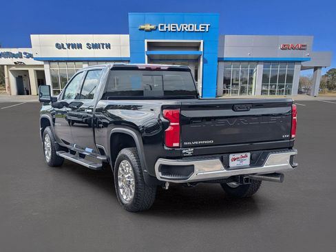 New 2025 Chevrolet Silverado 2500 LTZ w/ LTZ Premium Package image 12