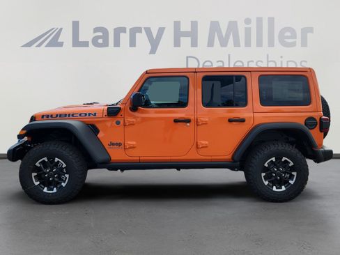 New 2025 Jeep Wrangler Unlimited Rubicon 4xe w/ Convenience Group image 3