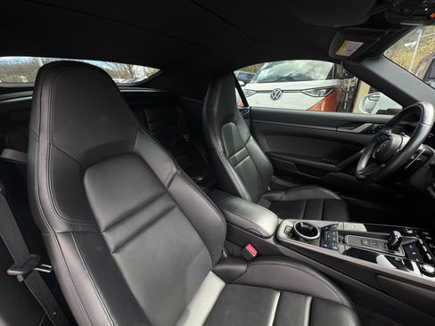 Used 2020 Porsche 911 Carrera 4S image 30