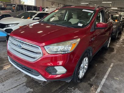 Used 2018 Ford Escape SE w/ SE Sync 3 Package