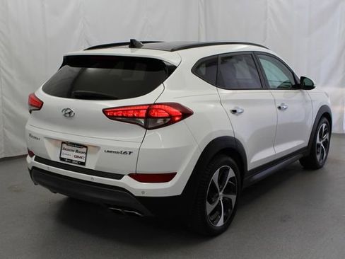 Used 2016 Hyundai Tucson Limited w/ Option Group 03 FWD image 8
