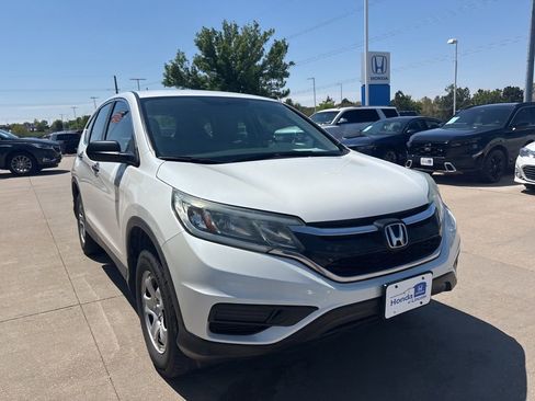 Used 2015 Honda CR-V LX image 3