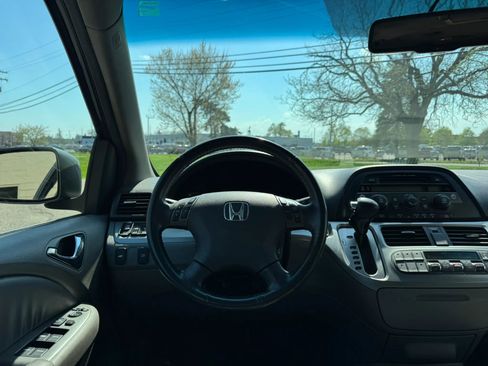 Used 2010 Honda Odyssey EX-L image 16