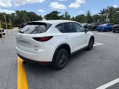 Used 2021 MAZDA CX-5 Touring image 4
