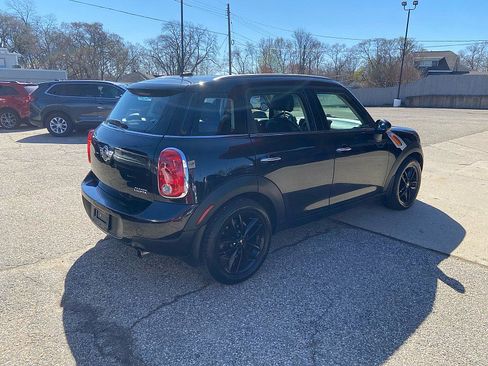 Used 2012 MINI Cooper Countryman FWD image 4