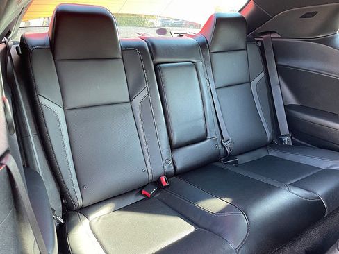 Used 2016 Dodge Challenger SXT Plus image 34