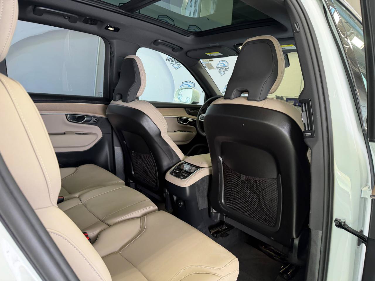 Used 2026 Volvo XC90 B6 Plus AWD/4WD image 24