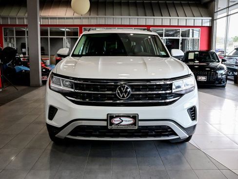 Used 2022 Volkswagen Atlas SE image 2