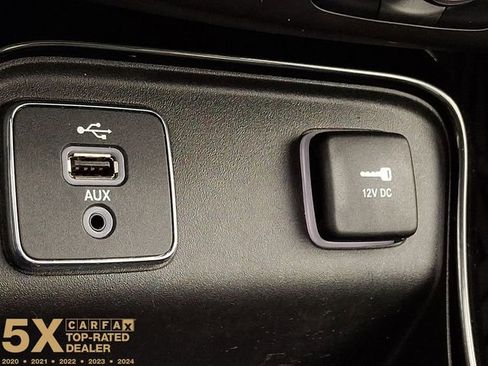Used 2018 Jeep Compass Limited w/ Navigation Group FWD image 29