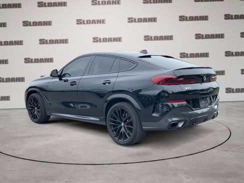 Used 2022 BMW X6 xDrive40i w/ Executive Package AWD/4WD image 3