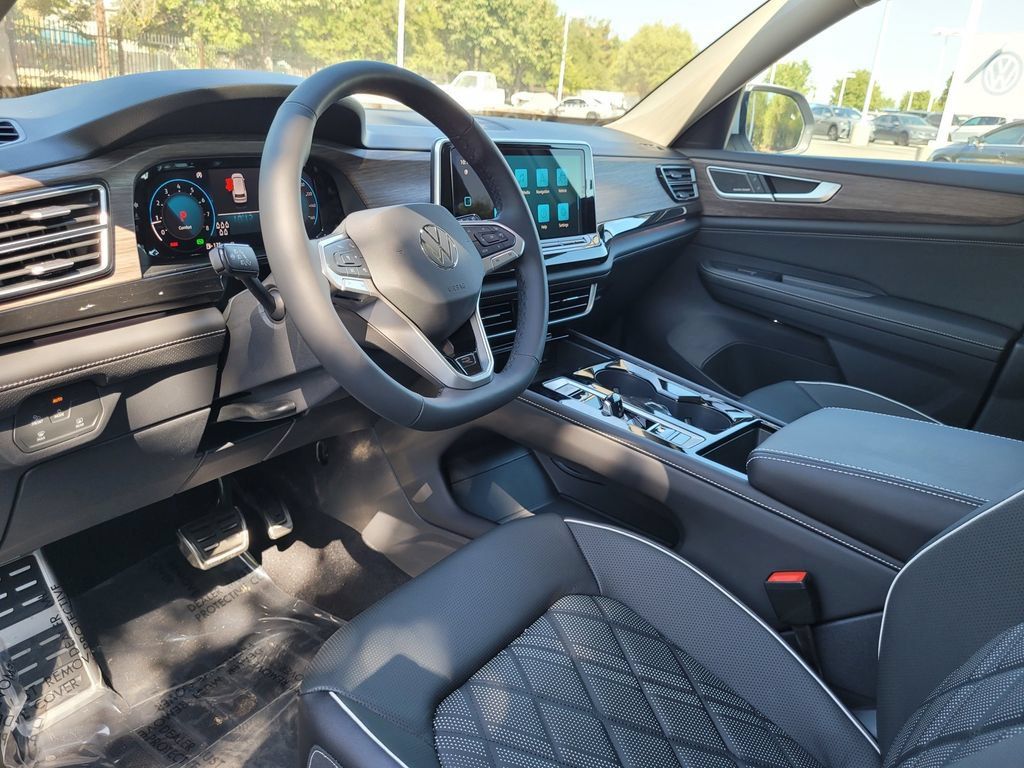 New 2025 Volkswagen Atlas SEL Premium R-Line AWD/4WD image 10