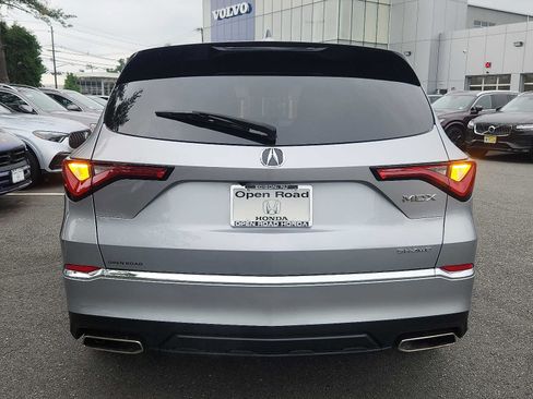 Used 2023 Acura MDX SH-AWD image 5