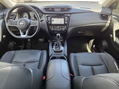 Used 2017 Nissan Rogue SL FWD image 12