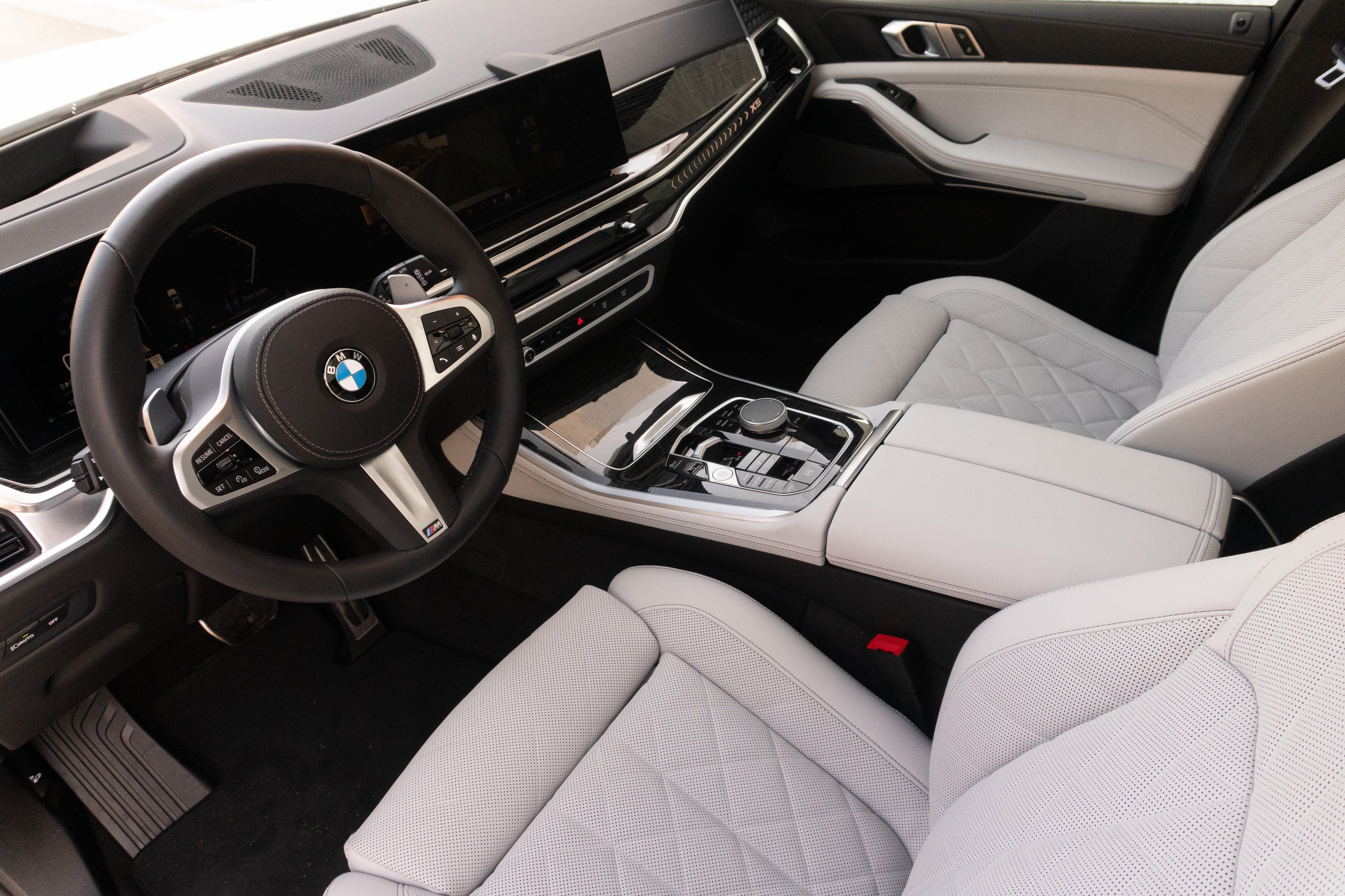 Certified 2026 BMW X5 sDrive40i w/ M Sport Package RWD image 10