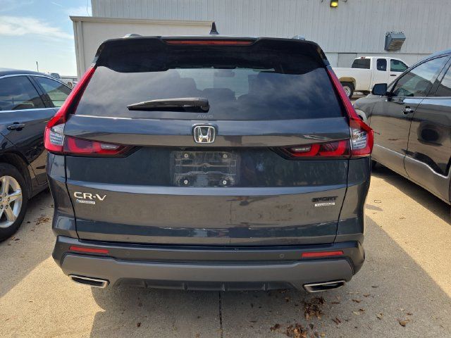 Used 2023 Honda CR-V Sport Touring image 4