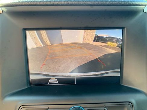 Used 2024 GMC Terrain SLE image 24