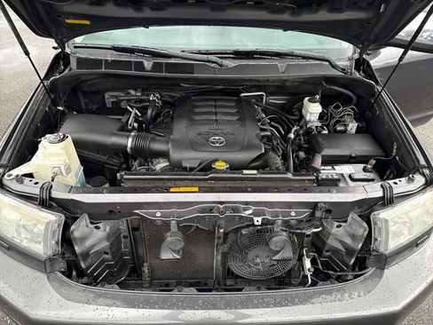 Used 2014 Toyota Sequoia Platinum w/ Preferred Accessory Package image 29