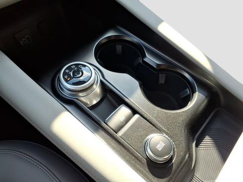 New 2026 Ford Explorer Active w/ Active Comfort Package image 17