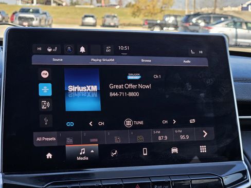 Used 2023 Jeep Compass Limited image 26