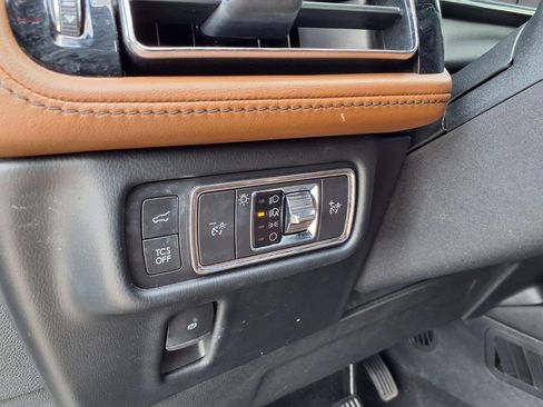 Used 2022 Lincoln Nautilus Reserve FWD image 21
