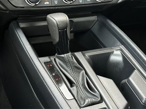 Certified 2023 Honda Accord LX image 22