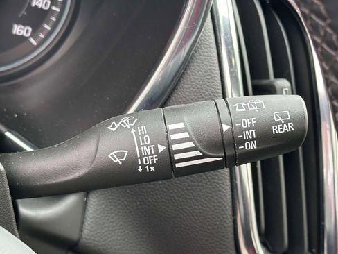 Used 2024 Chevrolet Equinox LT image 26