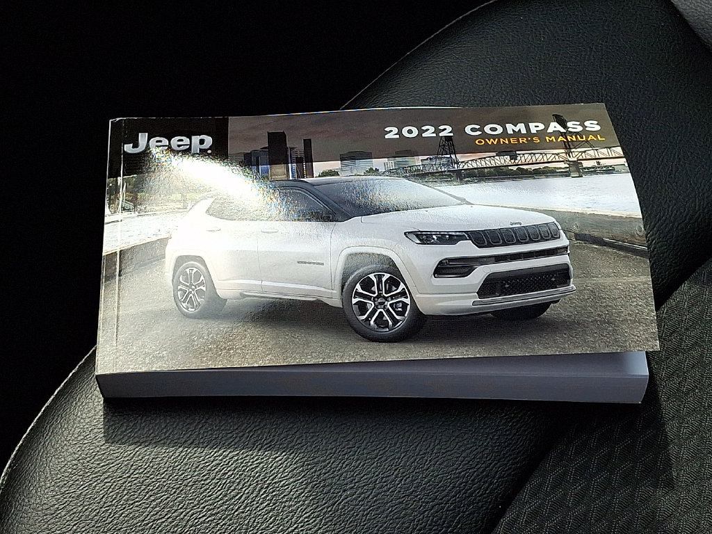 Used 2022 Jeep Compass Latitude w/ Convenience Group AWD/4WD image 26
