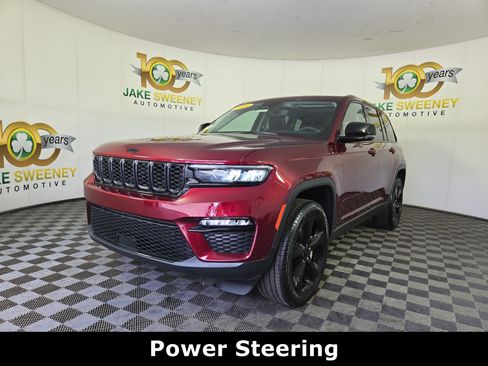 Certified 2024 Jeep Grand Cherokee Limited w/ Black Appearance Package AWD/4WD image 4