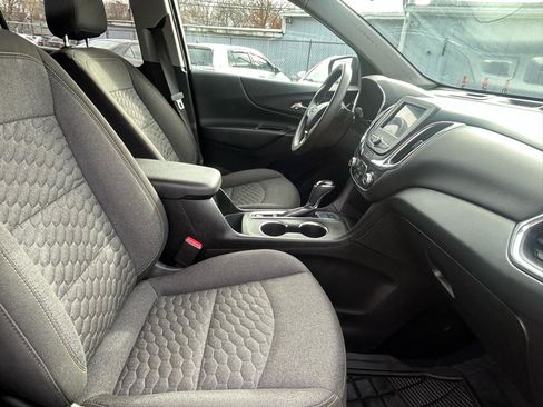 Used 2021 Chevrolet Equinox LT AWD/4WD image 12