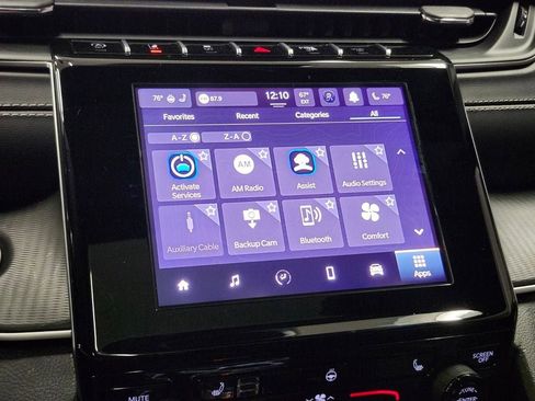 New 2025 Jeep Grand Cherokee L Altitude image 21