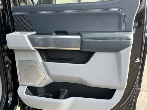 Used 2023 Ford F150 Limited image 22
