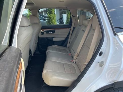 Used 2019 Honda CR-V Touring image 12