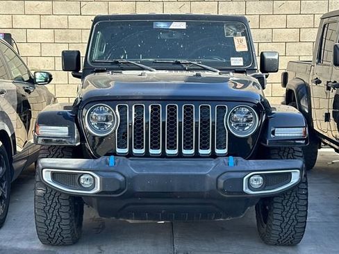 Certified 2022 Jeep Wrangler Unlimited Sahara AWD/4WD image 2