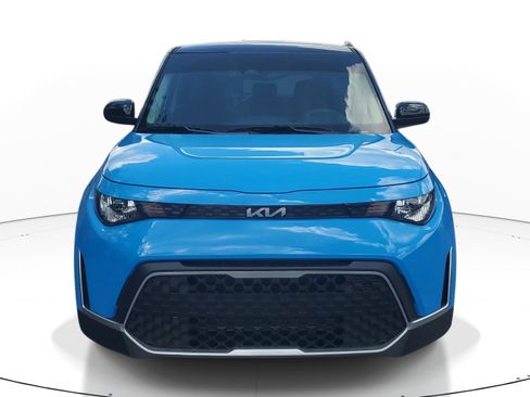 Used 2025 Kia Soul S FWD image 2