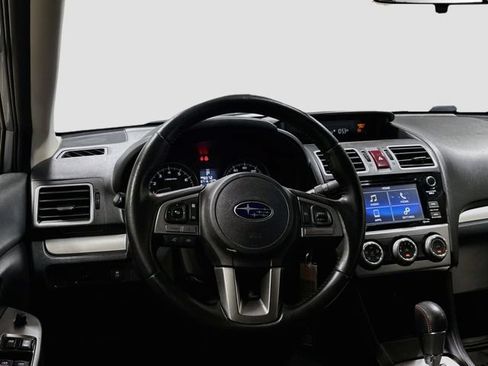 Used 2017 Subaru Crosstrek 2.0i Premium AWD/4WD image 14